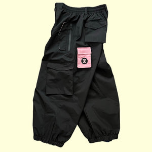 Big Strides Snowpants (Black wit da pink)